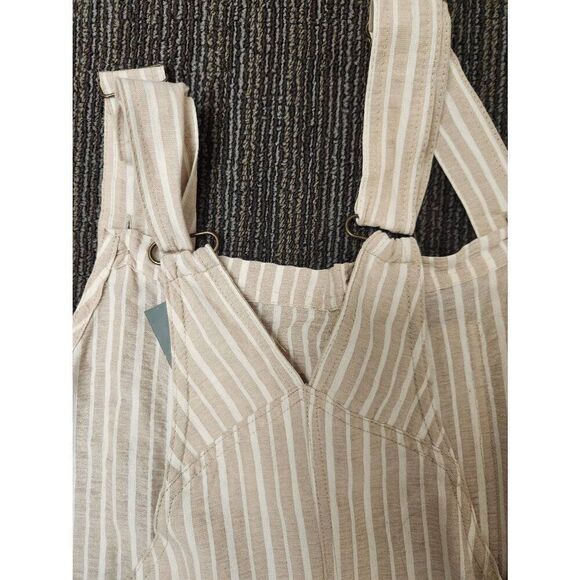 NWT Wild Fable tan striped bibs. Features wide legs and 3 button sides - Picture 12 of 12